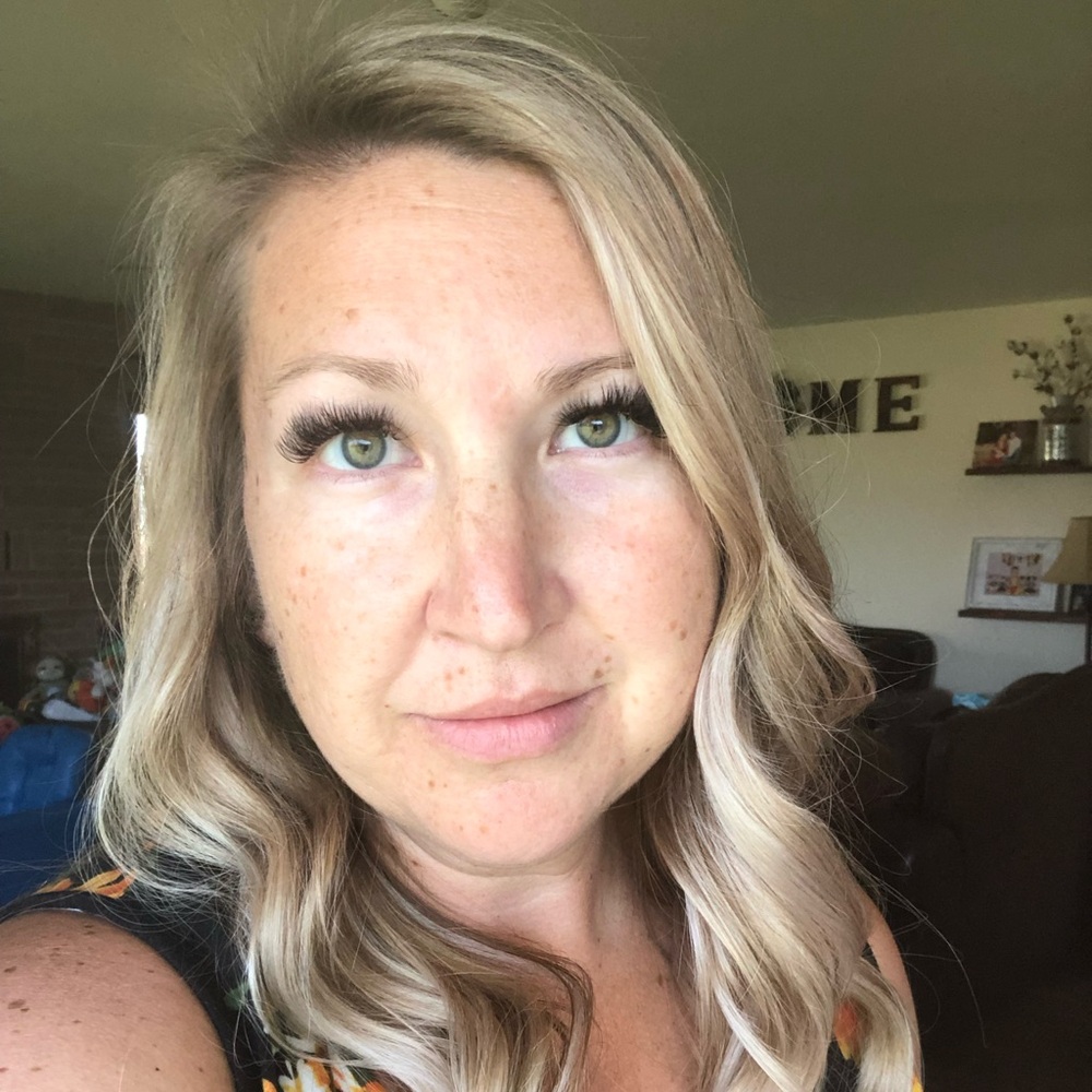 Meet your Posher, Julie